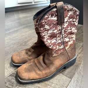 Boys Old West Cowboy Western Boots Camo 4.5